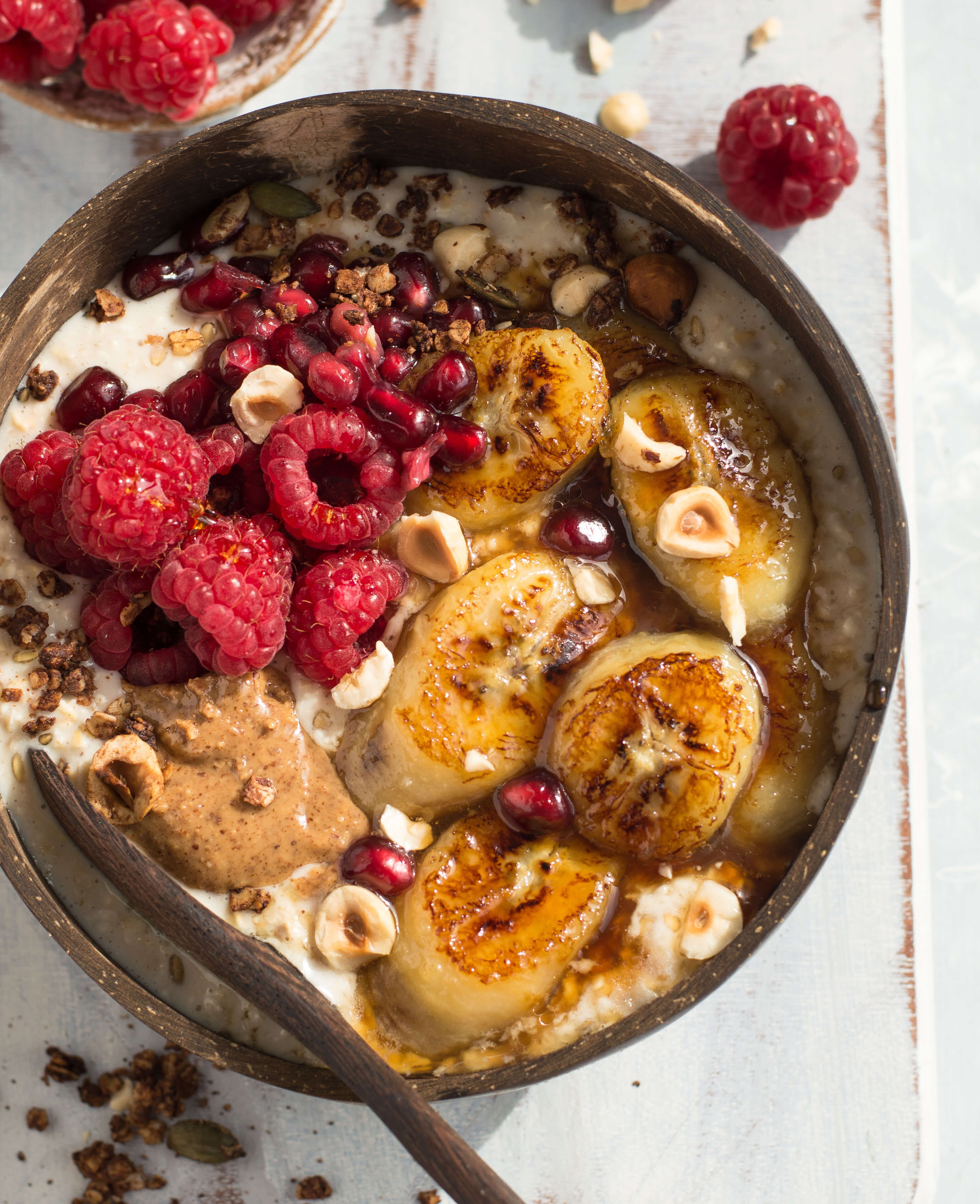 SHOW STOPPER OATMEAL RECIPE WITH CARAMELISED BANANAS 