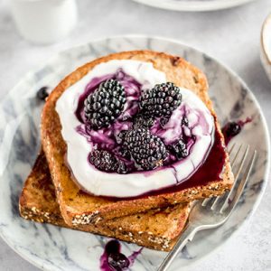 Vegan French toast with yoghurt and berry compote